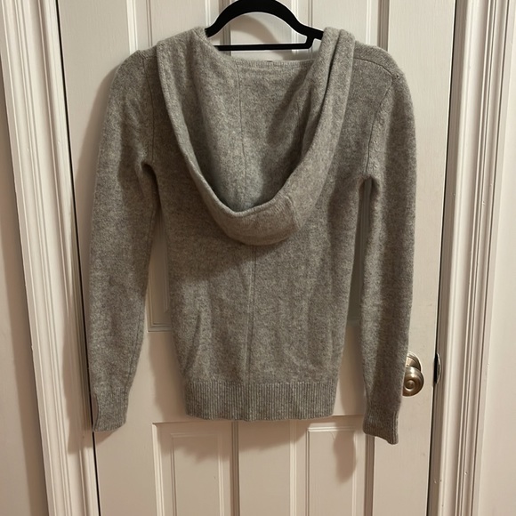 Aritzia Grey Cashmere Zip-up - Picture 4 of 4